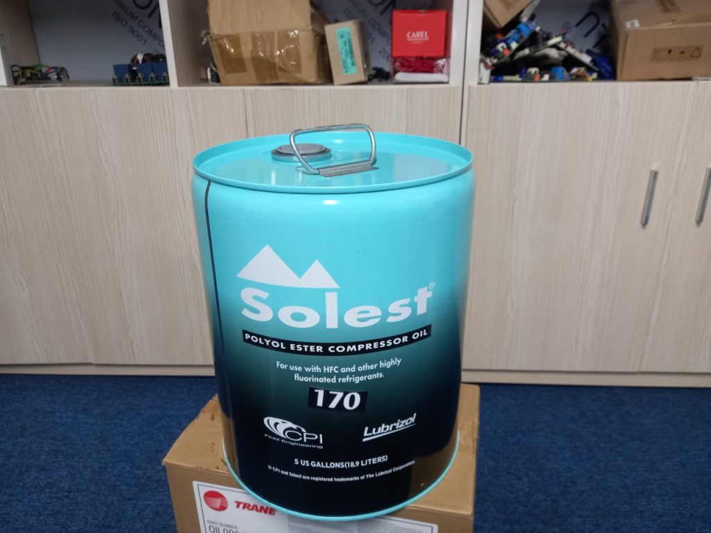 Dầu lạnh Solest dùng cho máy nén trục vít sử dụng môi chất lạnh R134a